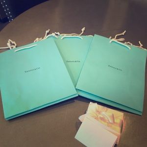 COPY - Bundle of Tiffany & Co. Gift bag (medium)